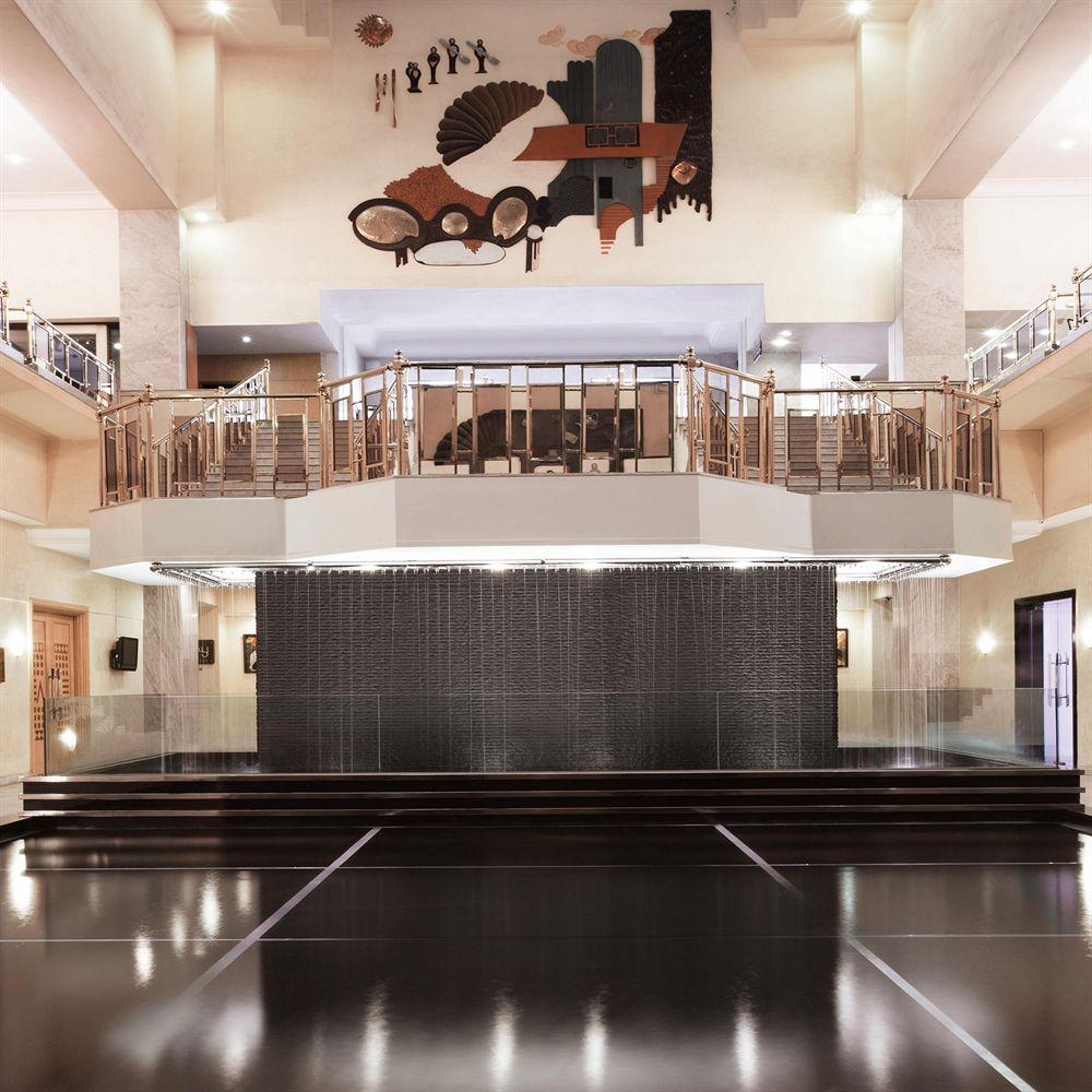 Le Meridien บังกาลอร์ ภายนอก รูปภาพ