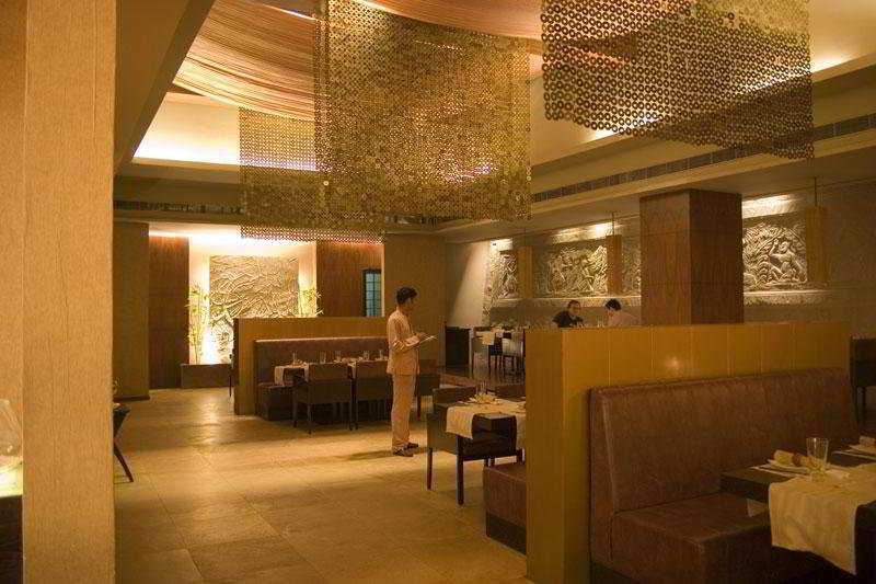 Le Meridien บังกาลอร์ ภายนอก รูปภาพ