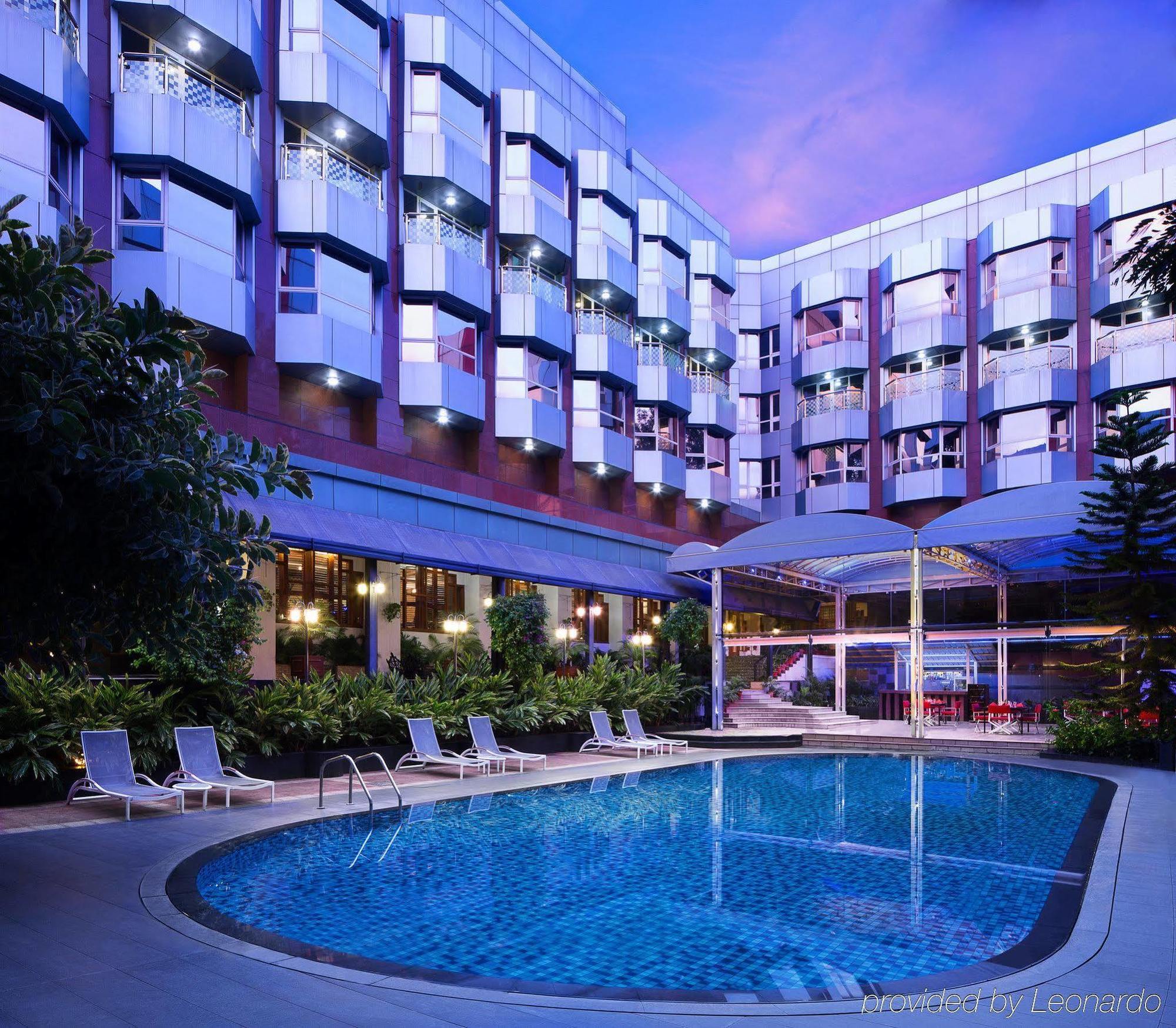 Le Meridien บังกาลอร์ ภายนอก รูปภาพ
