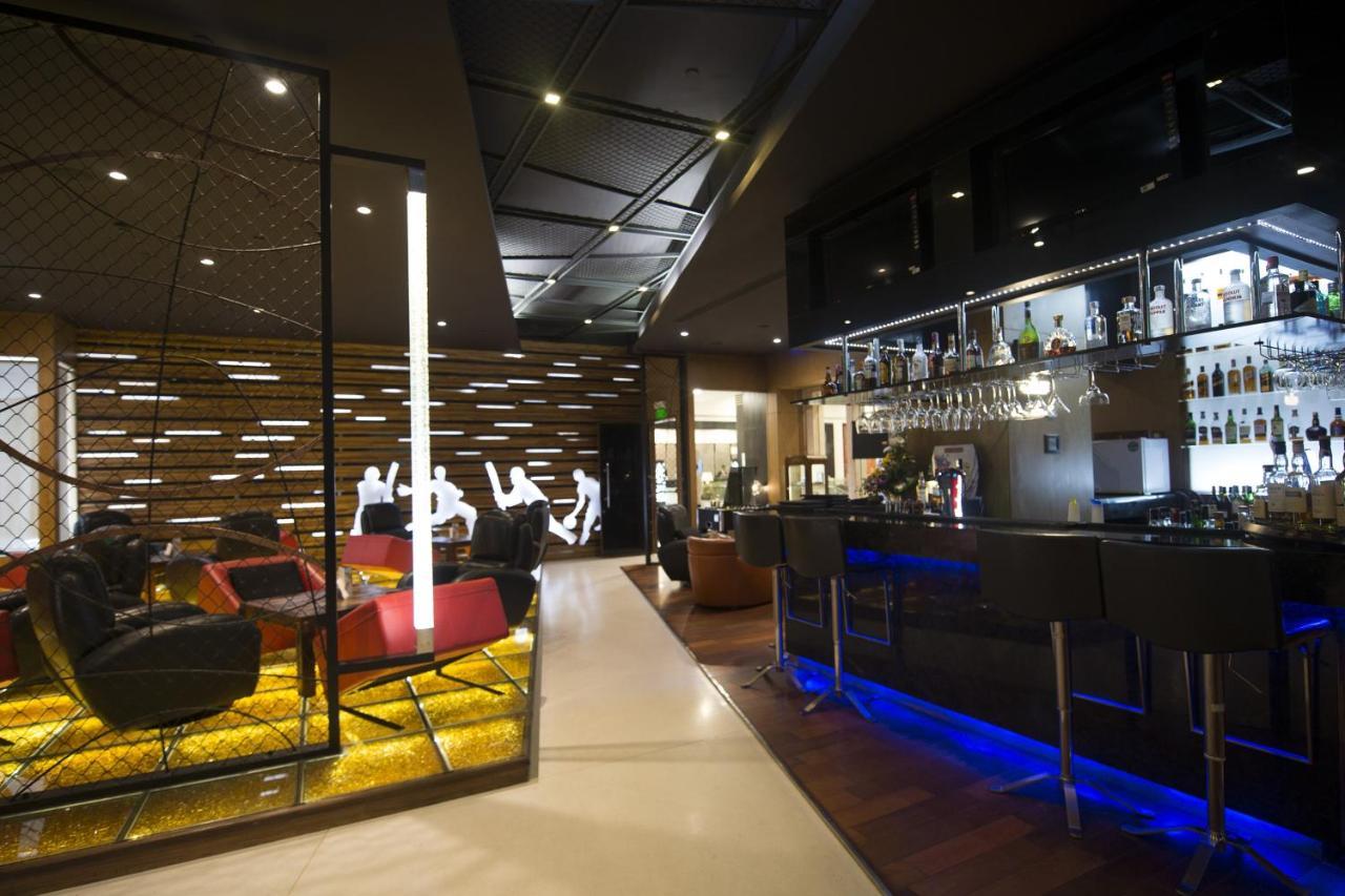 Le Meridien บังกาลอร์ ภายนอก รูปภาพ