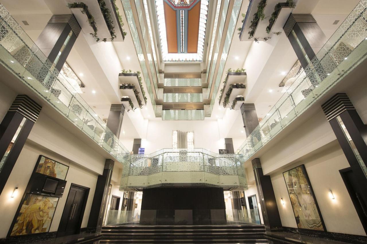 Le Meridien บังกาลอร์ ภายนอก รูปภาพ